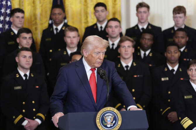 AP Photo/Alex Brandon