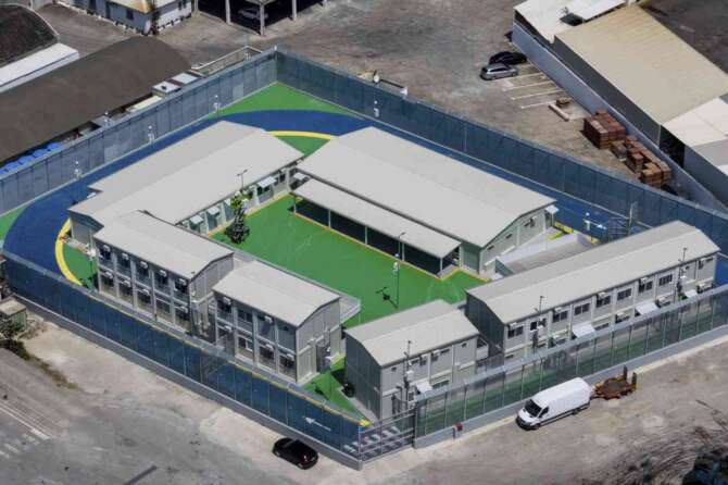 AP Photo/Vlasov Sulaj – Associated Press / LaPresse