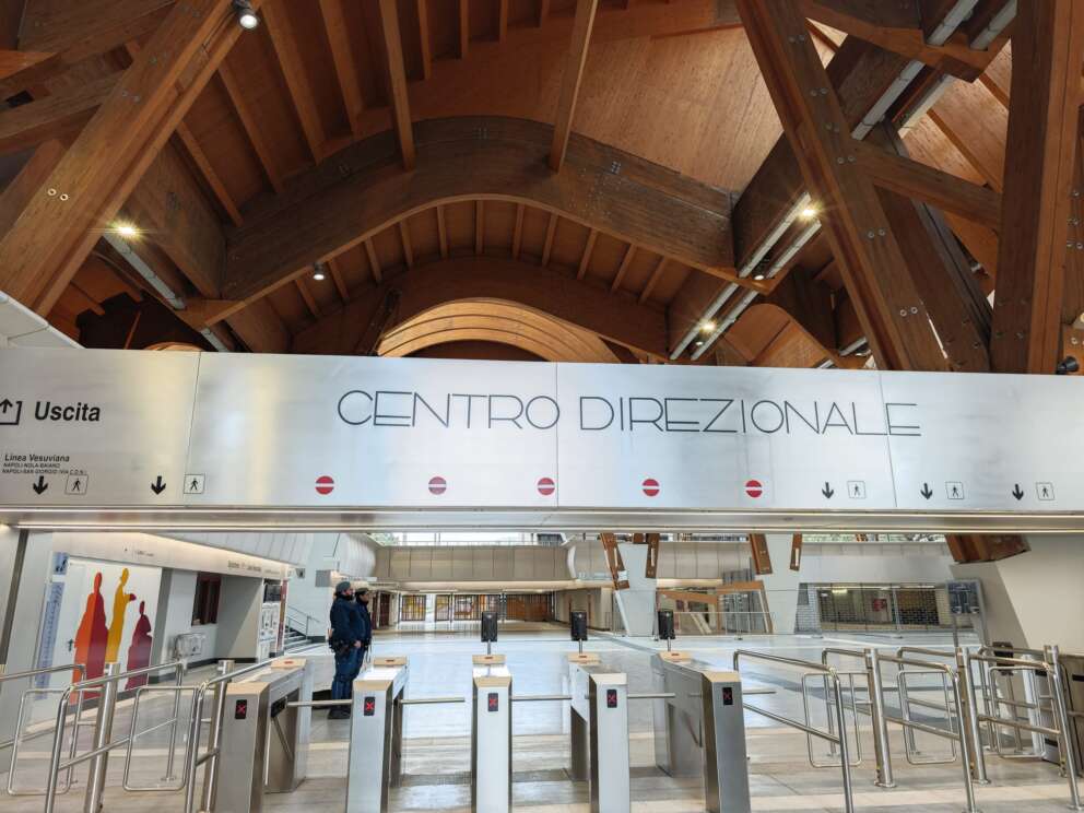 metropolitana-linea1-napoli-fermata-stazione-centro-direzionale