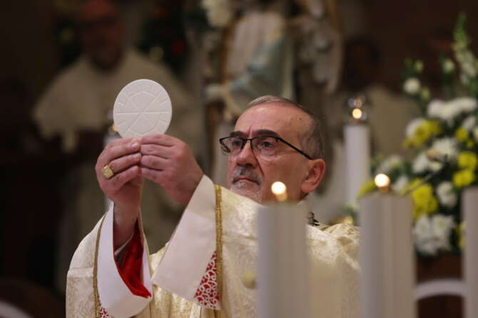 Chi è Pierbattista Pizzaballa, il cardinale e patriarca di Gerusalemme possibile successore di Papa Francesco