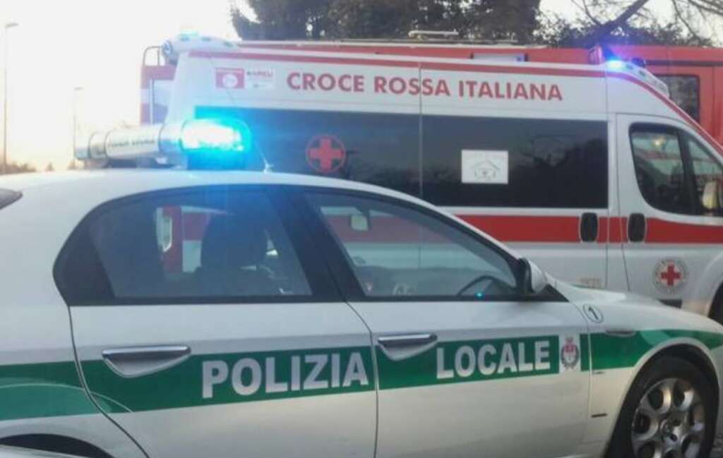Donna di 29 anni travolta e uccisa da una motocicletta a Milano