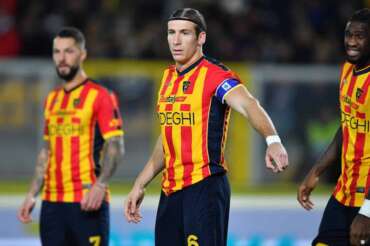Lecce’s centre back Federico Baschirotto (6 US Lecce) in action during the Serie A Enilive soccer match between US Lecce and Juventus FC at the Via del Mare Stadium in Lecce, Italy, Sunday, December 1, 2024. (Credit Image: © Giovanni Evangelista/LaPresse)