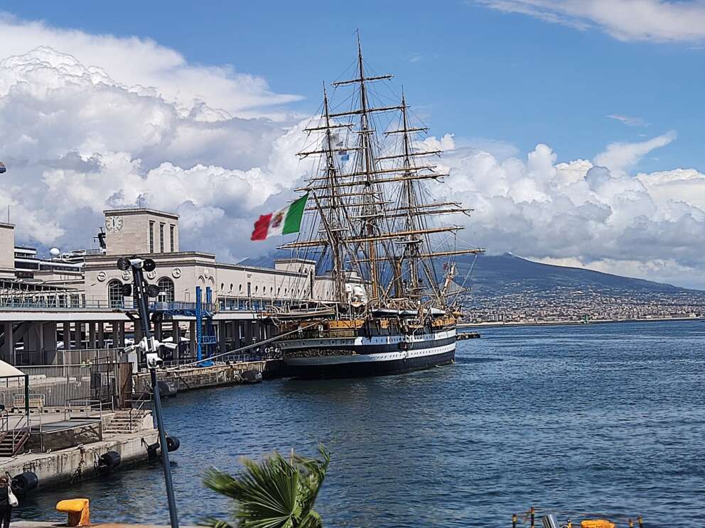amerigo-vespucci-napoli-01