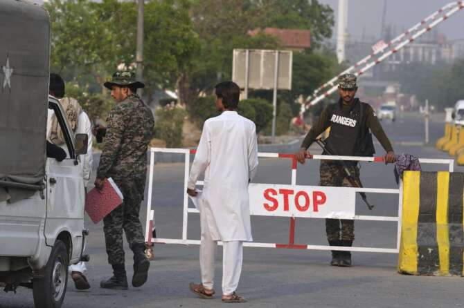 Perché India e Pakistan combattono in Kashmir, storia di una guerra lunga 80 anni tra potenze nucleari