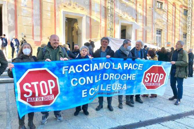 Trent’anni di lotte per una svolta radicale sulle droghe