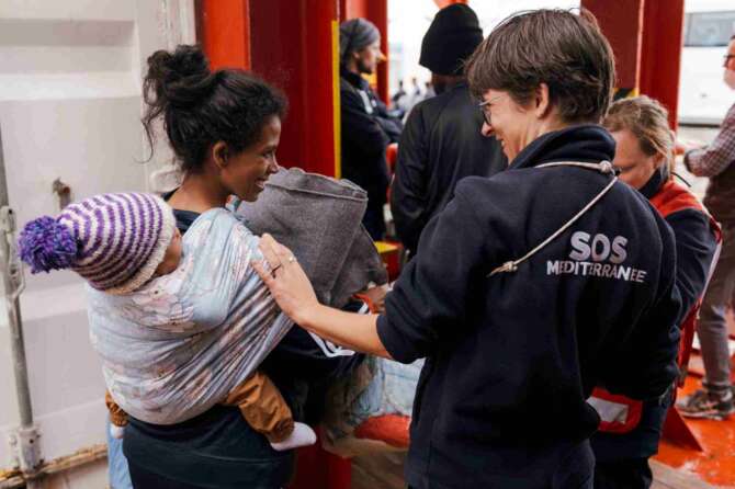 La legge Piantedosi è l’affoga naufraghi: impedisce di salvare chi sta morendo in mare