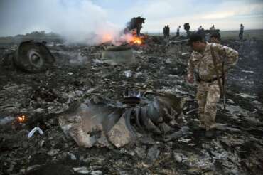 Volo MH17 abbattuto in Ucraina, l’agenzia Onu per l’aviazione civile: “Responsabilità della Russia”