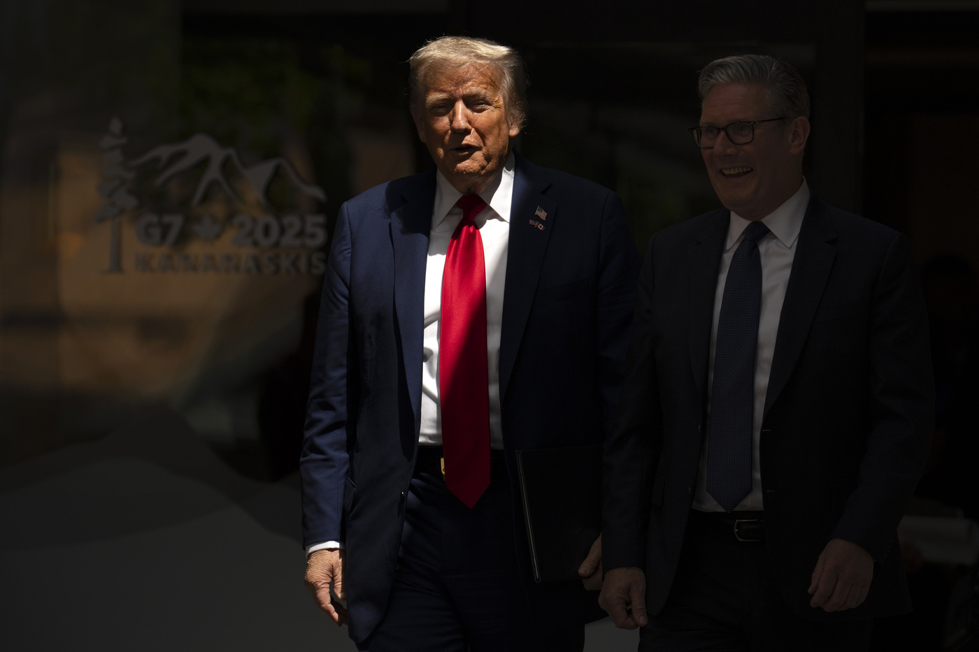 AP Photo/Mark Schiefelbein