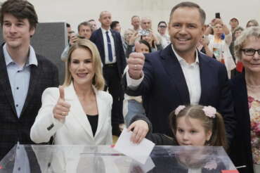 Polonia, alle Presidenziali vince l’estrema destra di Nawrocki: sconfitto al ballottaggio l’europeista Trzaskowski