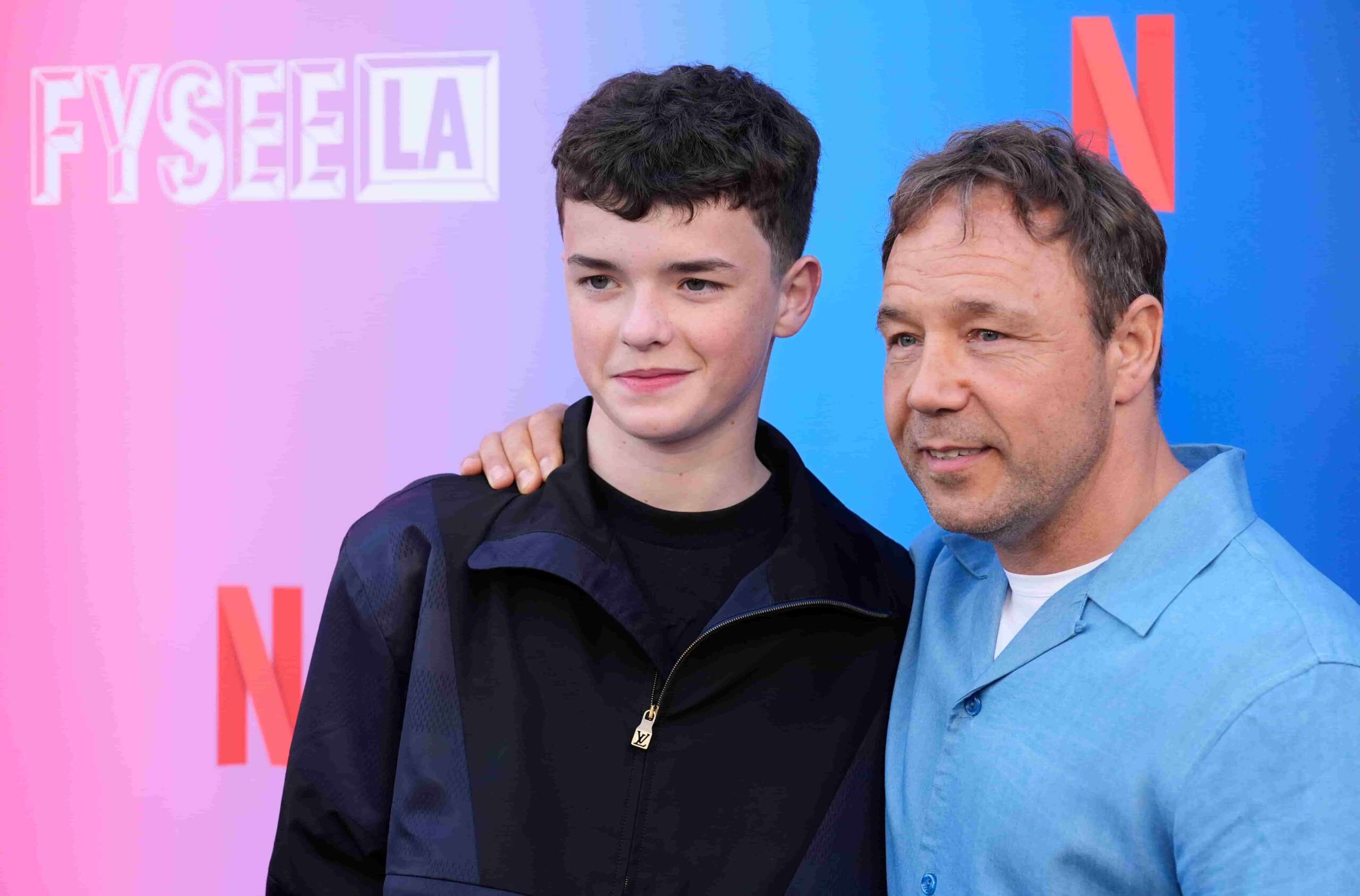Adolescence è già un cult su Netflix, pochi episodi e un finale per riflettere sul rapporto genitori-figli: la trama e il cast