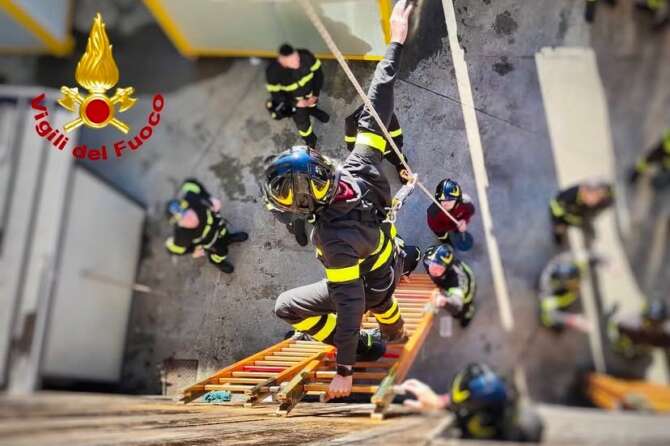 Fonte profilo X Vigili del Fuoco