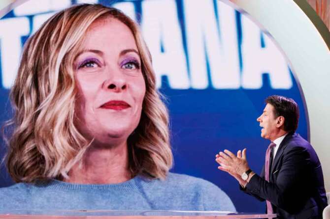 Il presidente del Movimento 5 stelle Giuseppe Conte durante la trasmissione Cinque minuti, Roma, Martedì, 4 Febbraio 2025 (Foto Roberto Monaldo / LaPresse) President of Five star movement Giuseppe Conte during the tv program Cinque minuti, Rome, Tuesday, Feb. 4, 2025 (Photo by Roberto Monaldo / LaPresse)