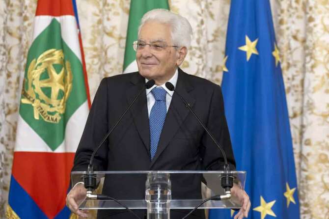 Roma – Il Presidente Sergio Mattarella in occasione dell’incontro con la Nazionale di calcio femminile partecipante ai Campionati Europei 2025, oggi 24 luglio 2025 (Foto di Paolo Giandotti – Ufficio per la Stampa e la Comunicazione della Presidenza della Repubblica)