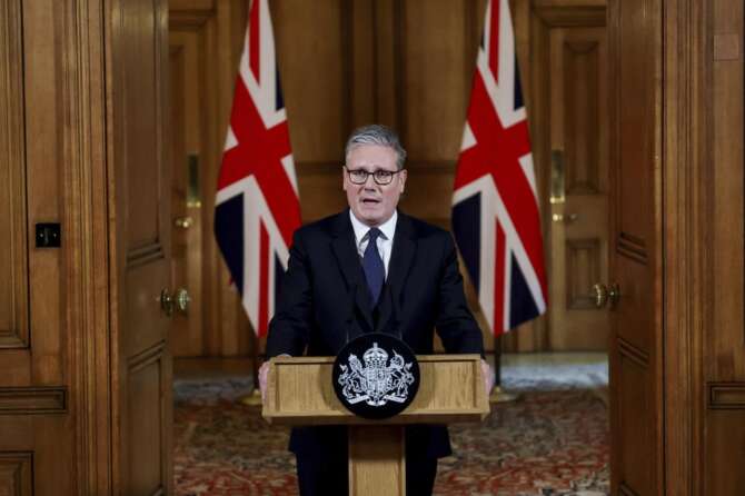 Toby Melville, Pool Photo via AP