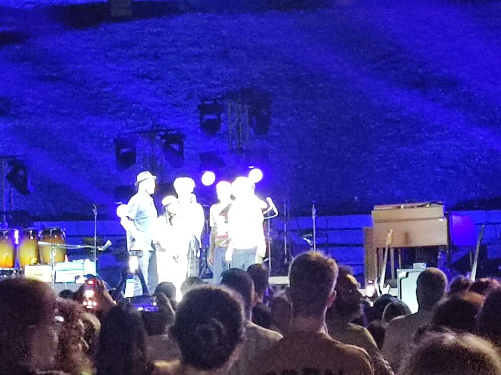 ben-harper-innocent-criminals-live-pompei