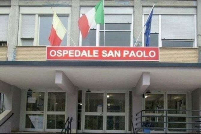 Massacrato di botte in strada a Napoli, Marcello Santa Maria perde la vita in ospedale: indagini in corso