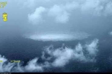 FILE – In this picture provided by Swedish Coast Guard, the gas leak in the Baltic Sea from Nord Stream photographed from the Coast Guard’s aircraft on Sept. 27, 2022. Denmark on Monday Feb. 26, 2024 joined Sweden in closing its investigation into the 2022 explosions that damaged the Nord Stream gas pipelines, saying that “authorities can conclude that there was deliberate sabotage.” (Swedish Coast Guard via AP, File) Associated Press/LaPresse Only Italy