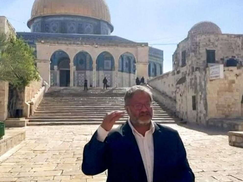 Gerusalemme, la provocazione del ministro estremista Ben-Gvir con i coloni alla Spianata delle Moschee