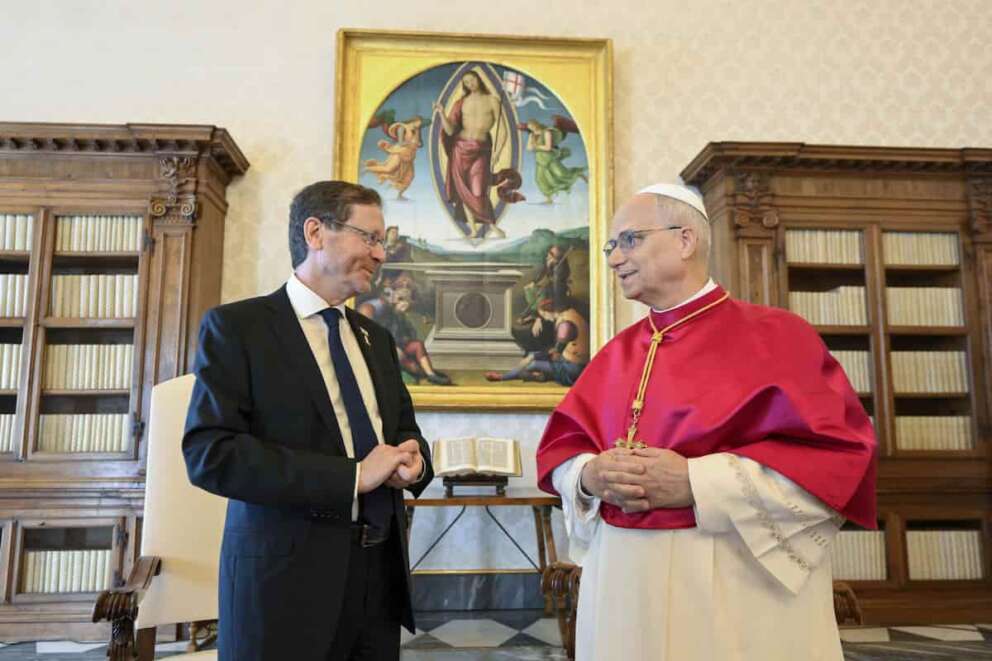 Foto Vatican Media/LaPresse 04 Settembre 2025 Città del vaticano Cronaca Papa Leone XIV riceve in udienza Isaac Herzog, Presidente dello Stato di Israele DISTRIBUTION FREE OF CHARGE – NOT FOR SALE