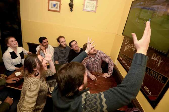 Foto LaPresse/Nicolò Campo 07/03/2018 Torino (Italia) Sport Tifosi guardano Tottenham-Juventus in un locale a Torino Nella foto: tifosi del Tottenham Photo LaPresse/Nicolò Campo March 7, 2018 Turin (Italy) Sports Supporters watch Tottenham-Juventus on tv In the pic: supporters of Tottenham