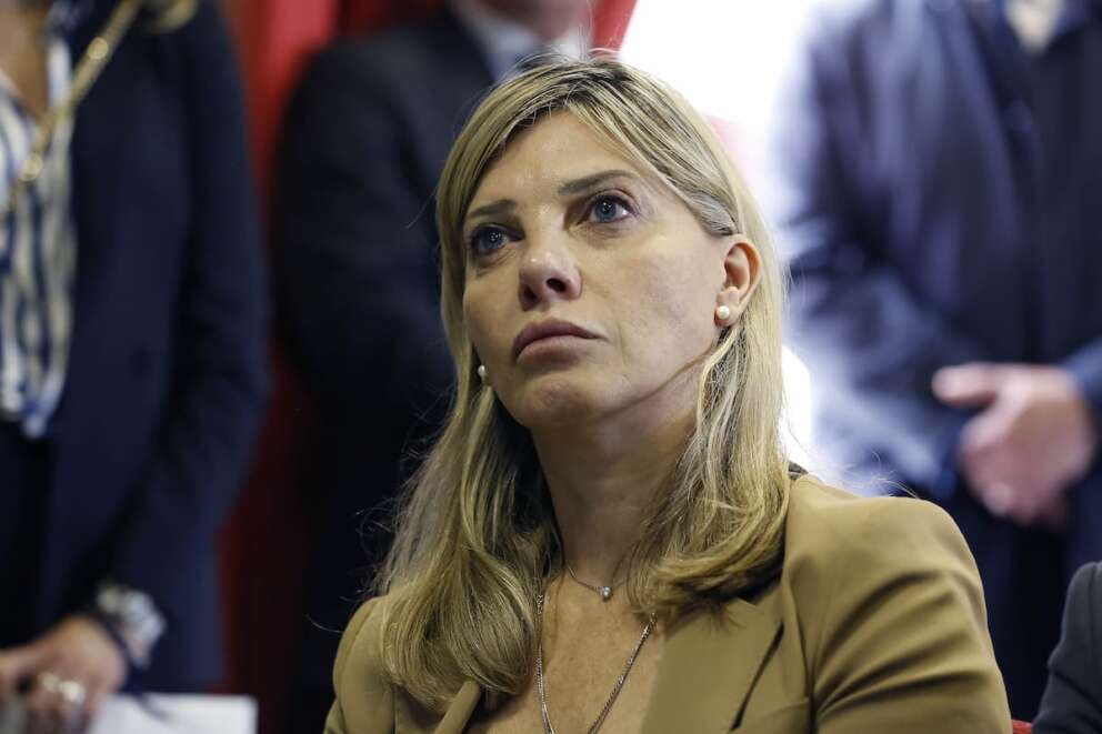 Il caso di Giusi Bartolozzi è la conferma che è in corso una guerra tra governo e Pm