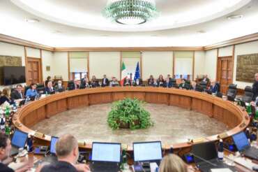 Il pm non può far parte della squadra del giudice: ecco perché le carriere devono essere separate