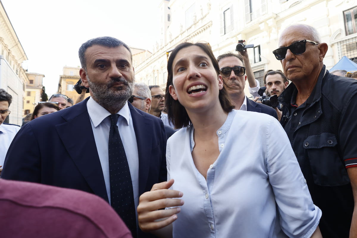 Regionali Puglia, Decaro minaccia la rinuncia con Vendola in campo: l’ex sindaco di Bari potrebbe puntare alla segreteria Pd