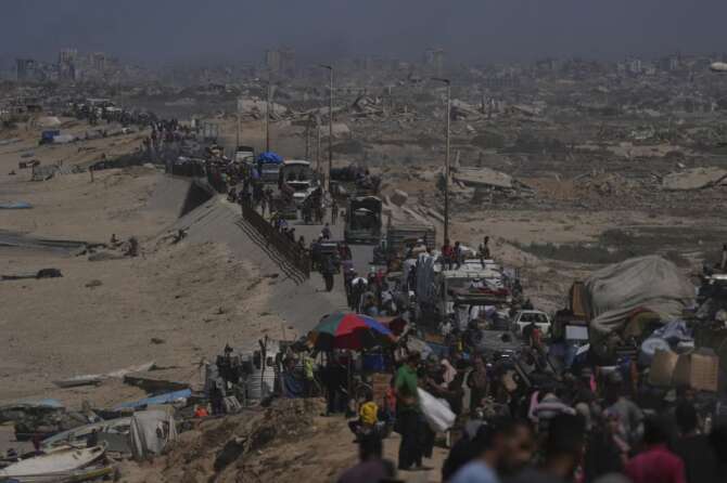 Gaza, il tentativo di Hamas con Trump. Lettera con una nuova proposta: “Metà ostaggi per una tregua umanitaria di 60 giorni”