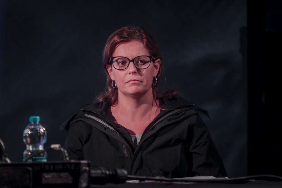 Ilaria Salis salva, la commissione dell’Europarlamento vota contro la revoca dell’immunità: richiesta di Orban respinta per un voto