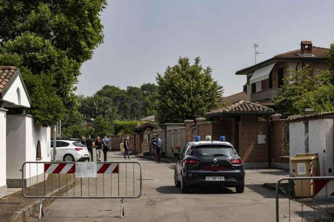 Rilievi nell’’abitazione di Garlasco di via Pascoli Milano – Italia – Cronaca Lunedì, 09 Giugno, 2025 (Foto di Marco Ottico/Lapresse) Surveys in the Garlasco residence on via Pascoli Milan – Italy – News Monday, 06 June, 2025 (Photo by Marco Ottico/Lapresse)