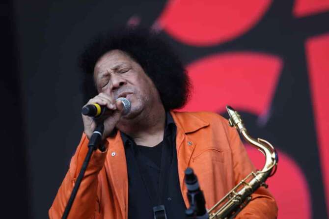 Foto Marco Cantile/LaPresse 18-05-2014 – Napoli (Italia) Cronaca La Ferrero festeggia i 50 anni della Nutella con una grande festa a Napoli in Piazza del Plebiscito. Nella foto: Sul palco James Senese