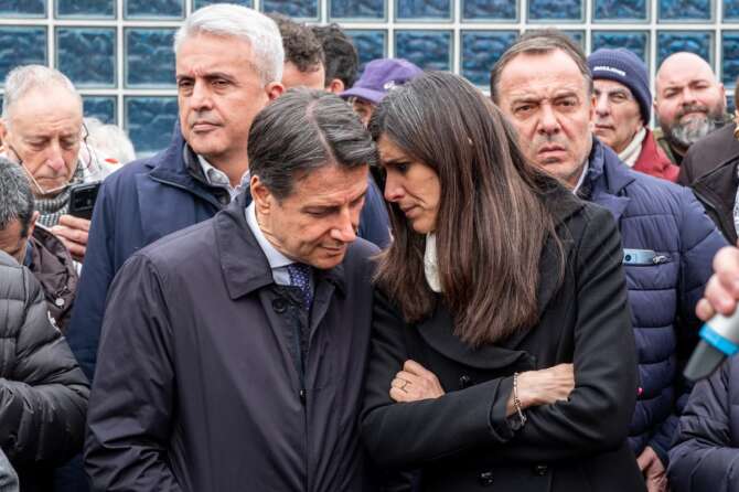 Appendino si dimette da vicepresidente dei 5 Stelle, rottura con Conte per la linea sul Pd: l’ex premier pronto a contromisure