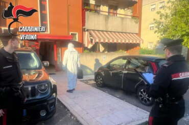 Femminicidio nel Veronese, uccide la compagna a coltellate in casa: lei aveva ritirato la denuncia per maltrattamenti