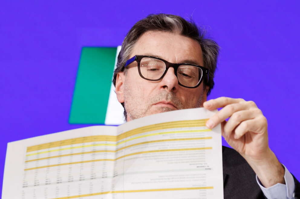 La Manovra in Senato, la via crucis del governo dopo gli scontri interni: sulle pensioni penalizzati i lavori usuranti