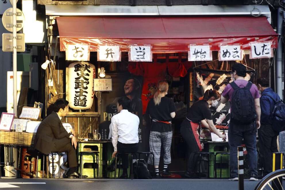 Asahi sotto attacco hacker, in Giappone rischio esaurimento per le scorte della birra più popolare del Paese