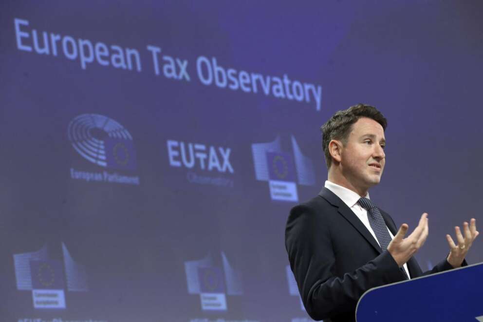 Francois Walschaerts, Basen przez AP