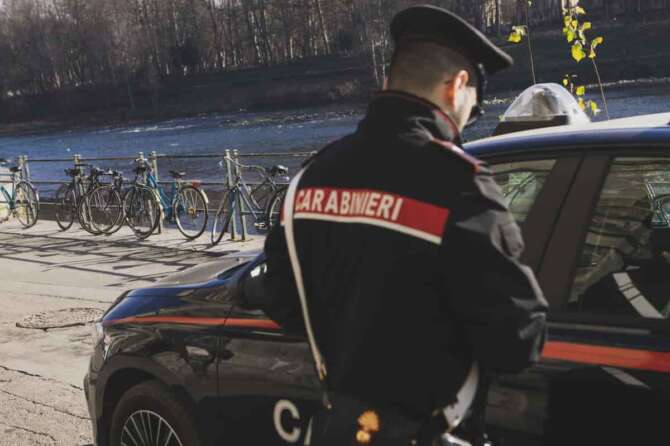 Foto LaPresse 21/01/2023 Torino (Italia) News – Carabinieri effettuano un sopralluogo ai Murazzi del Po in seguito all’incidente avvenuto nella notte del 21 Gennaio davanti al locale The Beach – Nella foto: Un momento del sopralluogo. January 21, 2023 Turin (Italy) – Carabinieri making inspection at Murazzi of Po because of accident happened in front of The Beach club during 21 Gennaio night – In the picture: A moment of the inspection.
