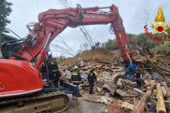 Maltempo, crollano tre case a Cormons: l’intervento dei Vigili del Fuoco (Foto Ufficio stampa vigili del fuoco/LaPresse) DISTRIBUTION FREE OF CHARGE – NOT FOR SALE