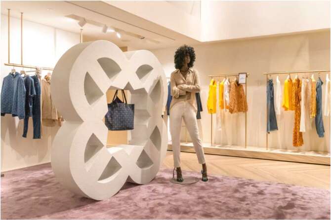 Photo credits: Imagoeconomica via Elena Mirò