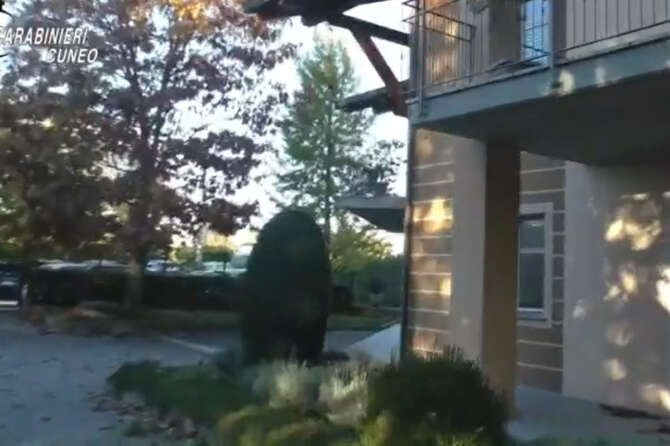 FOTO DA CARABINIERI