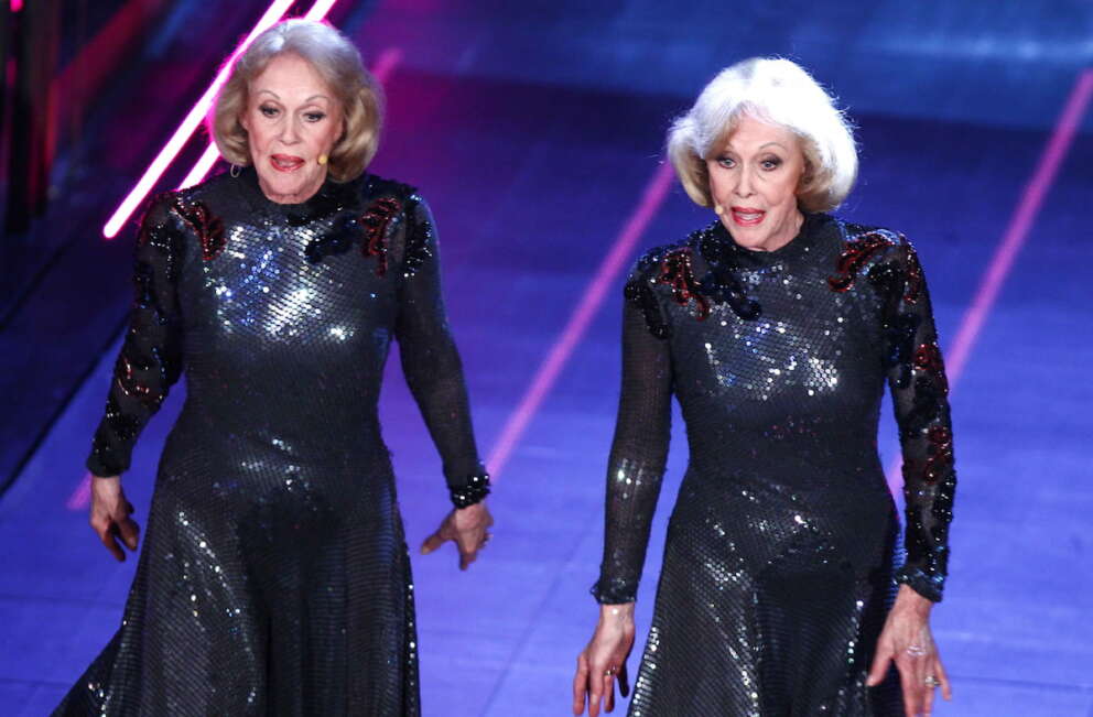 Morte le gemelle Kessler, icone della tv italiana e “gambe della nazione”: Alice ed Ellen “avevano deciso per il suicidio assistito”