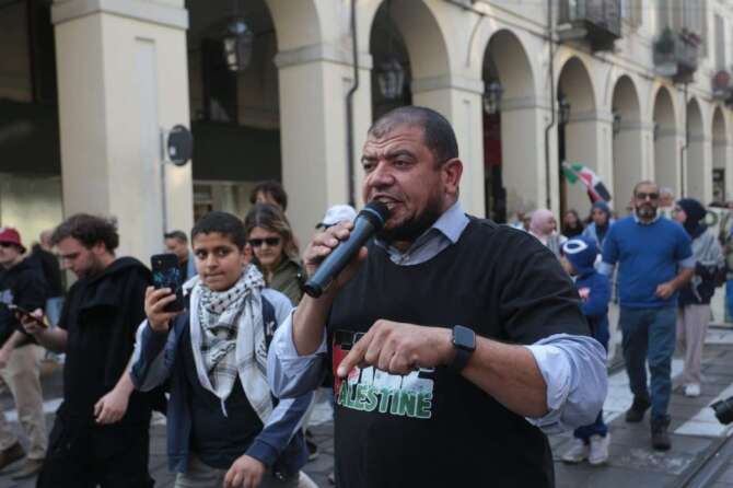 Non deportate l’imam di Torino: Mohamed Shahin rischia la vita, non può essere espulso in Egitto