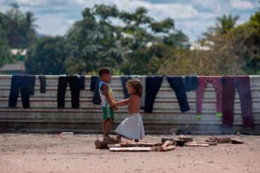 Quando le sanzioni sono peggio delle guerre, il disastro umanitario che colpisce un quarto della popolazione mondiale