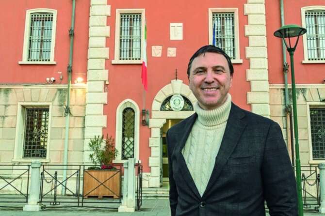 Perché il direttore illuminato è stato rimosso dal carcere di Venezia: il caso di Enrico Farina, quando il medico fa paura