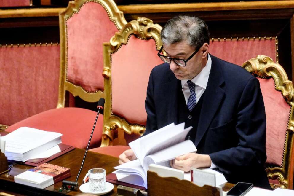 Manovra, l’intervento del Quirinale: cinque norme fuori dal testo finale, c’è anche il blitz contro i lavoratori sottopagati