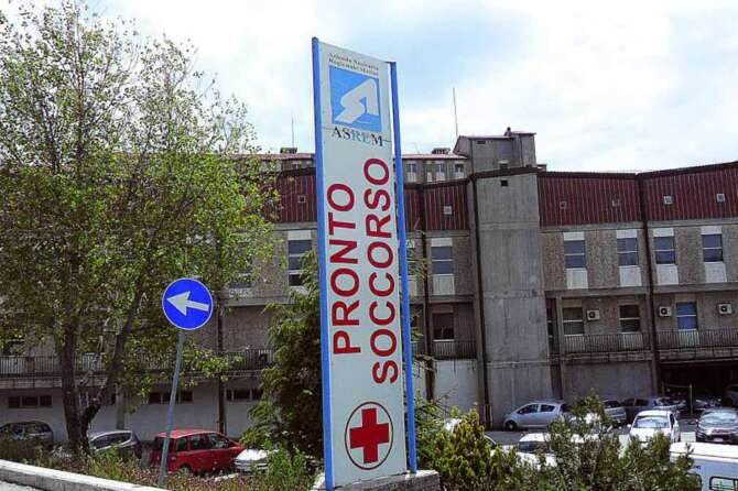 Campobasso, madre e figlia muoiono in ospedale dopo due dimissioni: sospetti su intossicazione alimentare natalizia