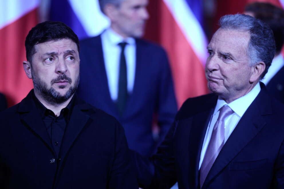 Ucraina, accordo di pace in stallo dopo il vertice di Berlino: Mosca non cede su Donbass e truppe Nato-Ue sul territorio