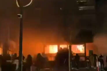 Strage di Crans Montana, altri 4 indagati nell’inchiesta svizzera: coinvolti funzionari e consiglieri del Comune