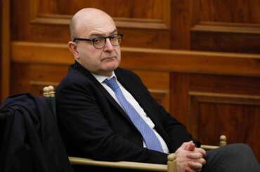 “La bocciatura dei dazi di Trump è un’occasione, Meloni però si rifugia nel mutismo”, parla Antonio Misiani