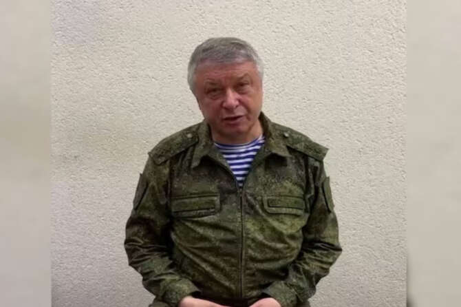 Mosca, ferito in un agguato il vice capo dell’intelligence militare russa: è la “mente” delle operazioni ibride contro Kiev